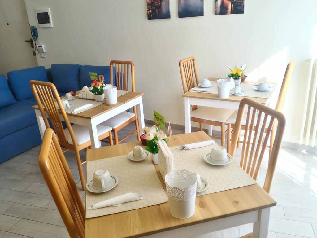 B&B Il Giardino In Citta - Parcheggio Privato Gratuito Foggia Exterior foto