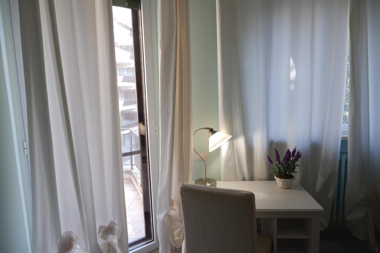 B&B Il Giardino In Citta - Parcheggio Privato Gratuito Foggia Exterior foto