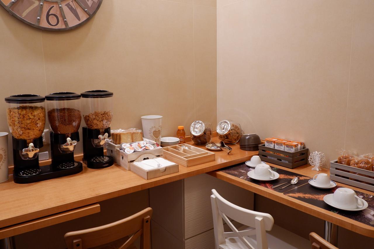 B&B Il Giardino In Citta - Parcheggio Privato Gratuito Foggia Exterior foto