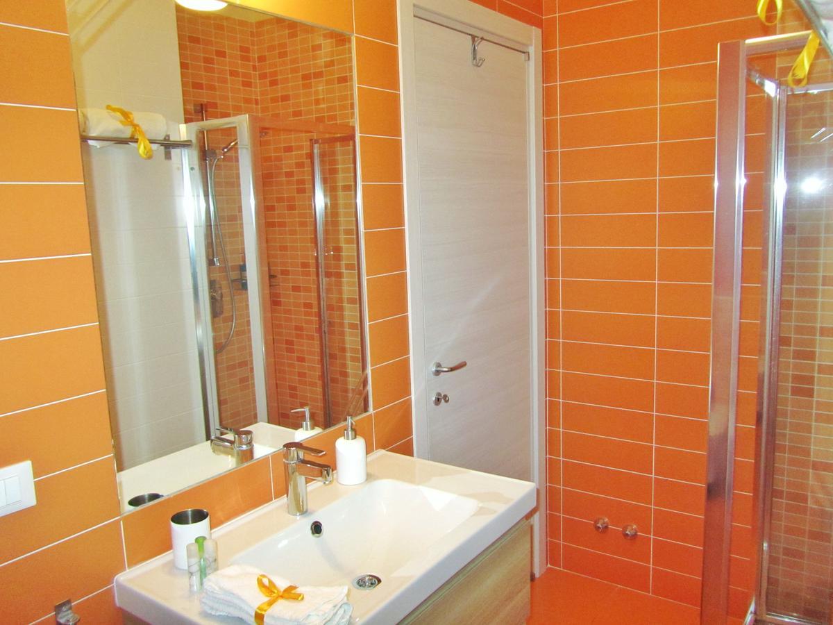 B&B Il Giardino In Citta - Parcheggio Privato Gratuito Foggia Exterior foto