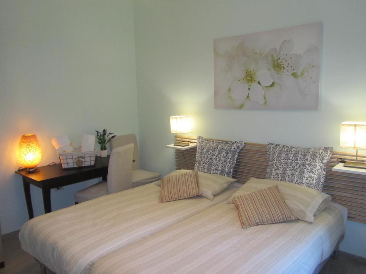 B&B Il Giardino In Citta - Parcheggio Privato Gratuito Foggia Zimmer foto